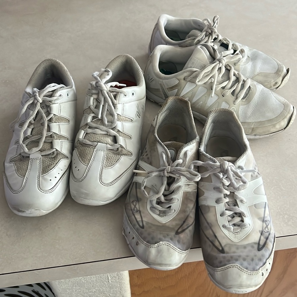 Varsity and nfinity cheer shoes
